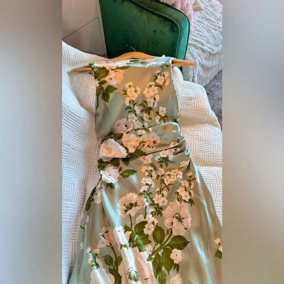 Reformation Anaiis Silk Dress In Tarragon, brand new, never worn. - Picture 5 of 16